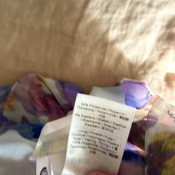 Ganni Turtleneck Printed Mesh Floral | Size 34 or US 2 - Picture 10 of 13